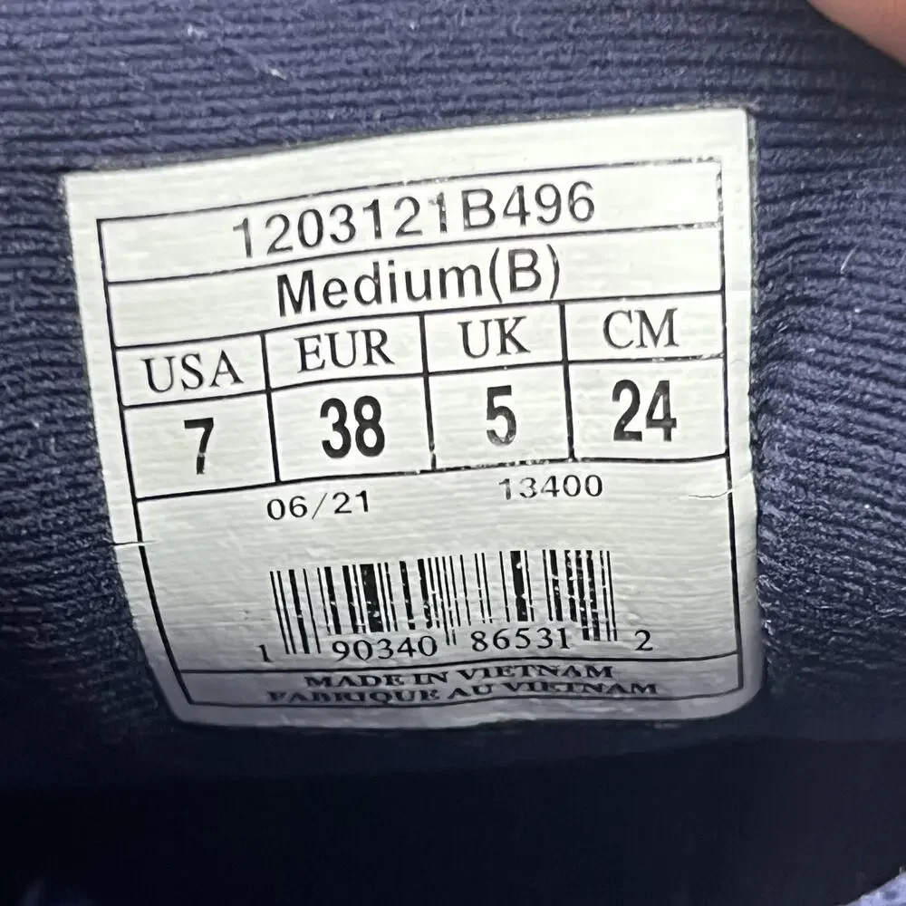 Brooks Dyad 11 Running Shoes Women Size 7 B Gray White Comfort Cushion Sneakers